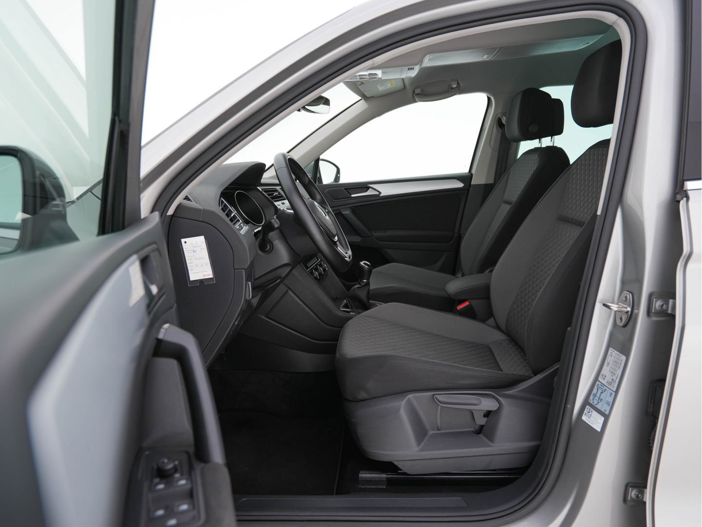 Volkswagen Tiguan 1.5 TSI ACT Comfortline Business *ADAPTIVE-CRUISE | NAVI-FULLMAP | KEYLESS | CAMERA | BLINDSPOT | COMFORT-SEATS | ECC | PDC | 17''ALU*