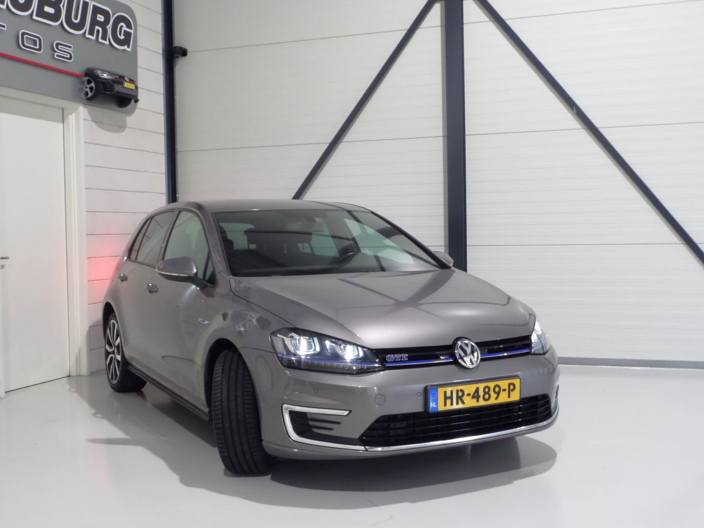 Volkswagen Golf 1.4 TSI GTE DSG "Origineel NL!" Trekhaak Apple-Carplay Camera Full-LED Parkeersens, van 2e eigenaar in nieuwstaat!