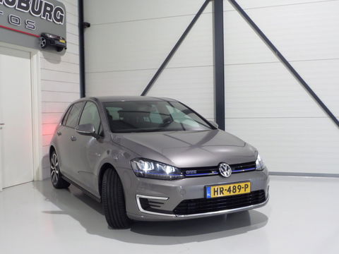 Volkswagen Golf 1.4 TSI GTE DSG "Origineel NL!" Trekhaak Apple-Carplay Camera Full-LED Parkeersens, van 2e eigenaar in nieuwstaat!