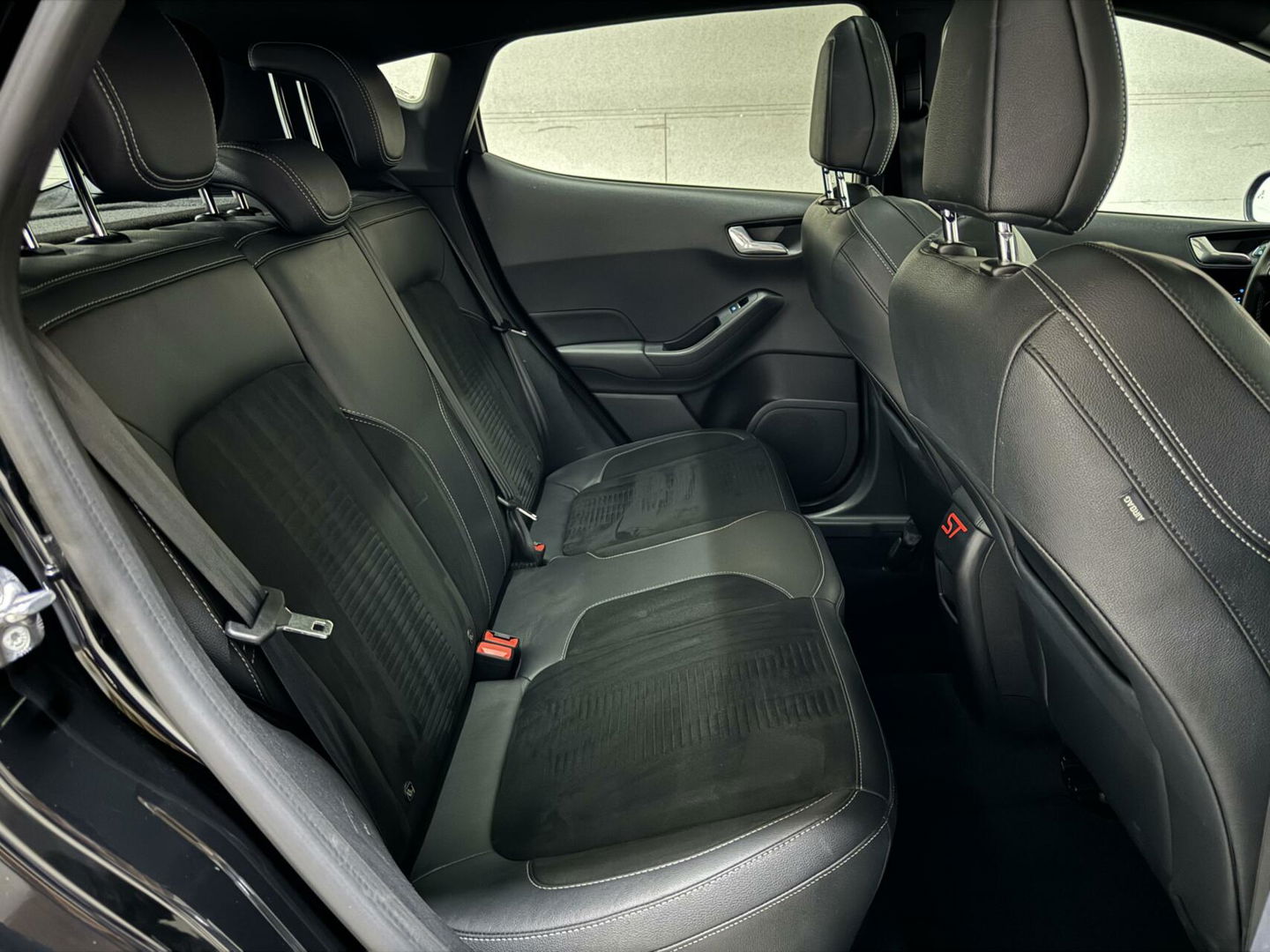 Ford Fiesta 1.5 EcoBoost ST-3 Performance Pano Recaro B&O CarPlay