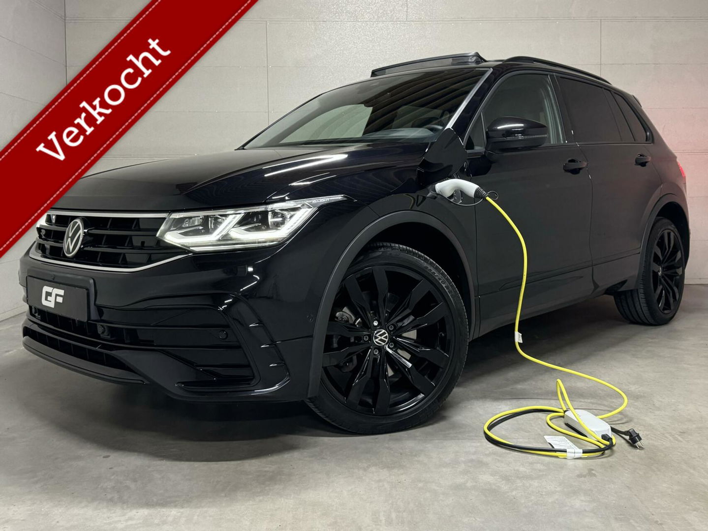 Volkswagen Tiguan 1.4 TSI eHybrid R-Line Black Style Pano