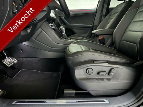 Volkswagen Tiguan 1.4 TSI eHybrid R-Line Black Style Pano