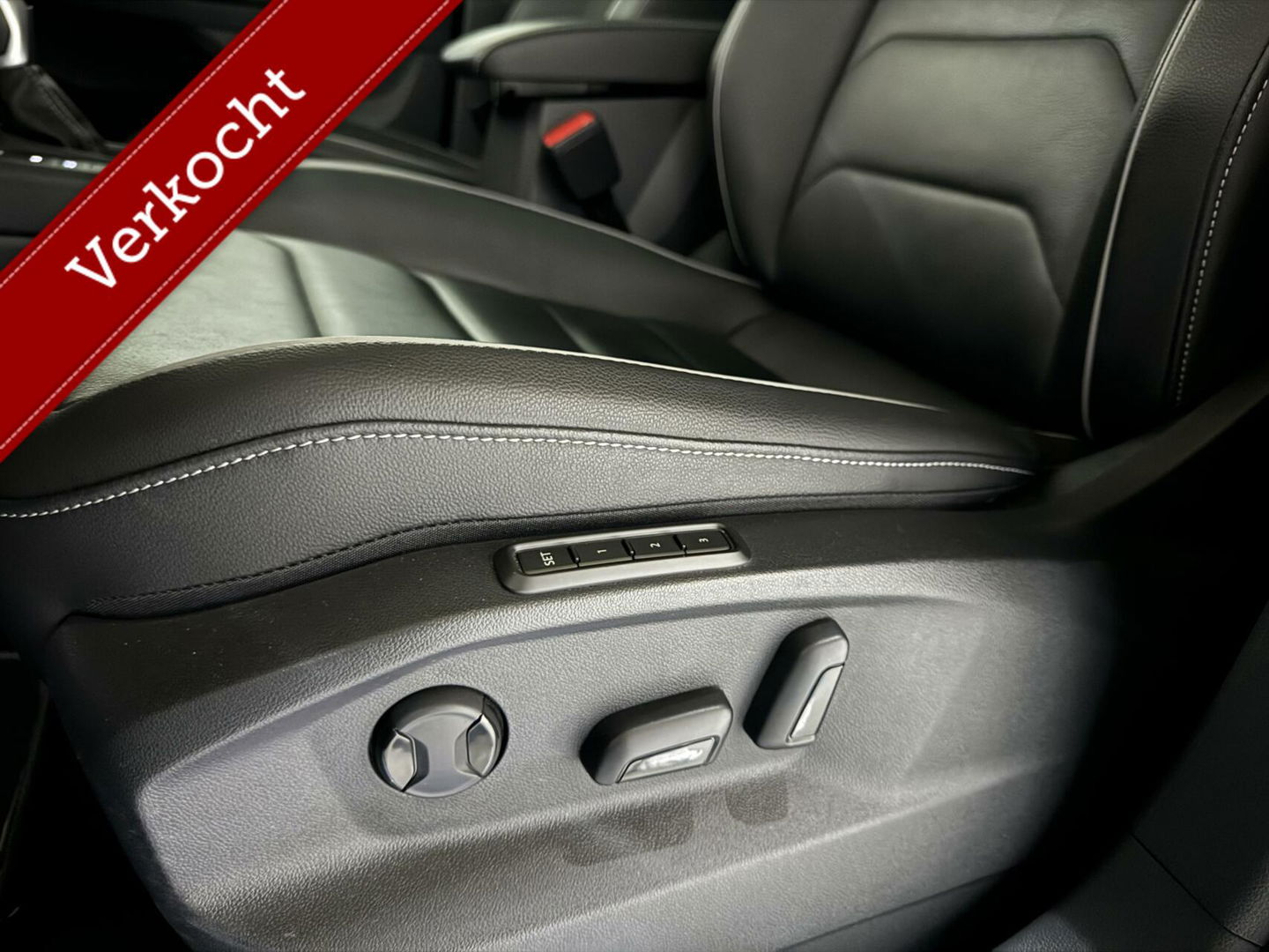 Volkswagen Tiguan 1.4 TSI eHybrid R-Line Black Style Pano