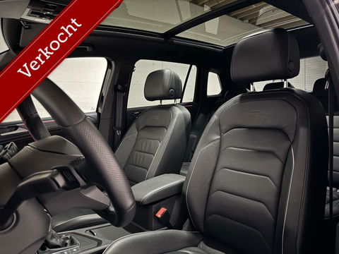 Volkswagen Tiguan 1.4 TSI eHybrid R-Line Black Style Pano