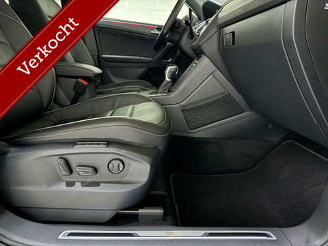 Volkswagen Tiguan 1.4 TSI eHybrid R-Line Black Style Pano