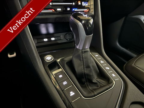 Volkswagen Tiguan 1.4 TSI eHybrid R-Line Black Style Pano