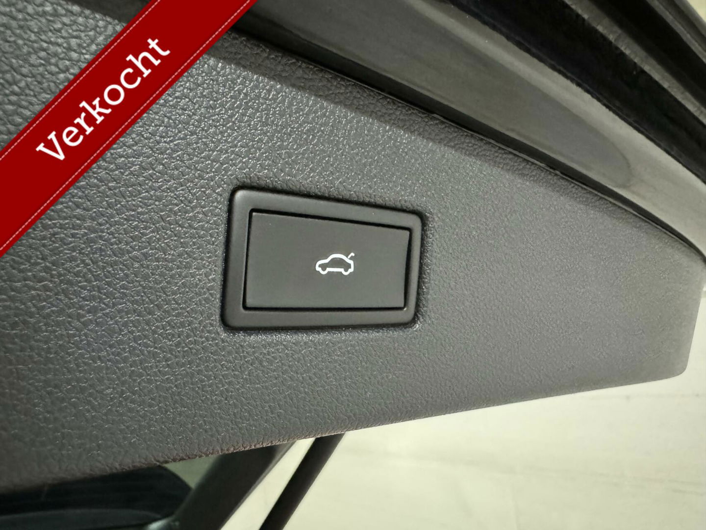 Volkswagen Tiguan 1.4 TSI eHybrid R-Line Black Style Pano