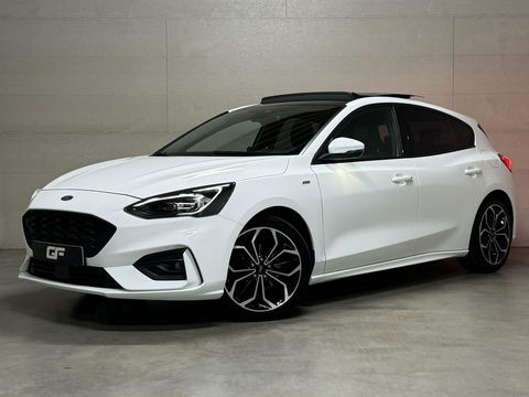 Ford Focus 1.5 EcoBoost ST Line Pano ACC CarPlay Winterpack