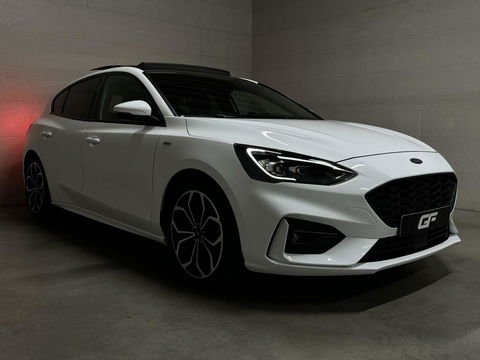 Ford Focus 1.5 EcoBoost ST Line Pano ACC CarPlay Winterpack