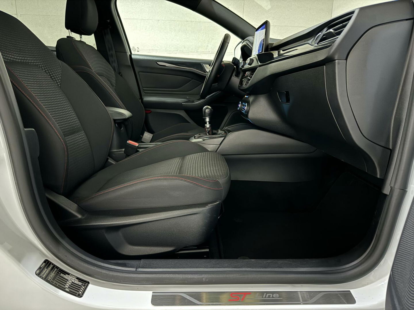 Ford Focus 1.5 EcoBoost ST Line Pano ACC CarPlay Winterpack