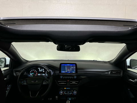 Ford Focus 1.5 EcoBoost ST Line Pano ACC CarPlay Winterpack