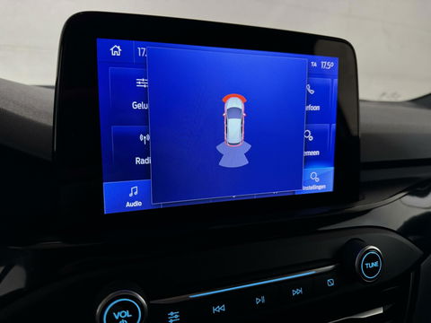 Ford Focus 1.5 EcoBoost ST Line Pano ACC CarPlay Winterpack