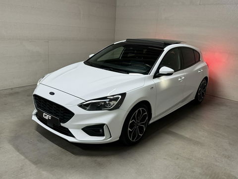 Ford Focus 1.5 EcoBoost ST Line Pano ACC CarPlay Winterpack