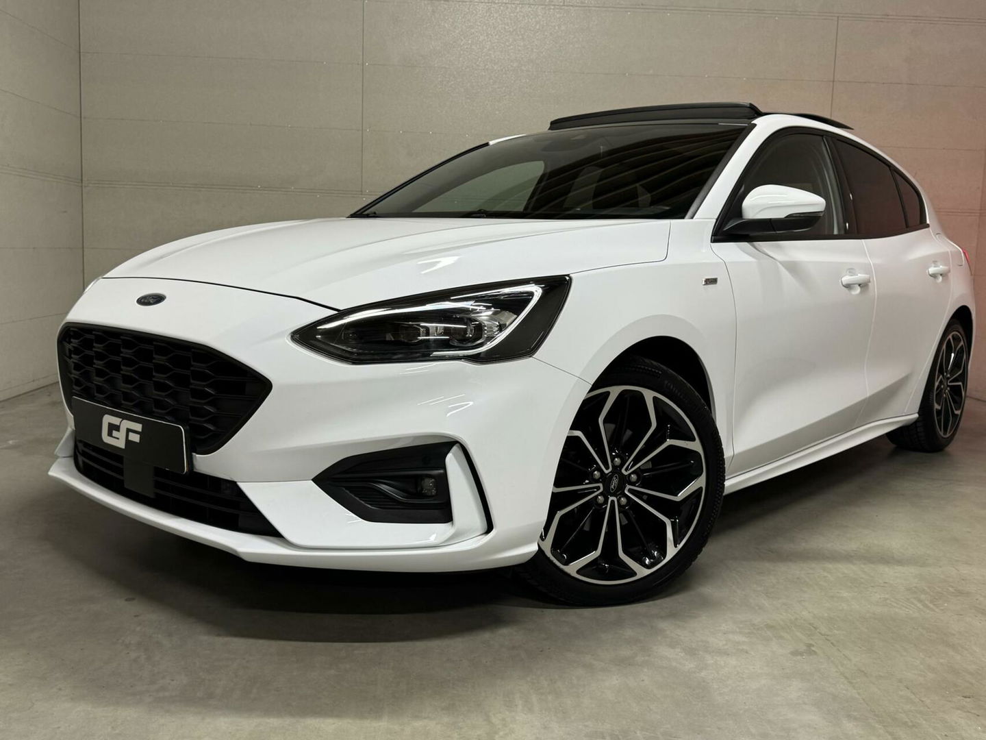 Ford Focus 1.5 EcoBoost ST Line Pano ACC CarPlay Winterpack