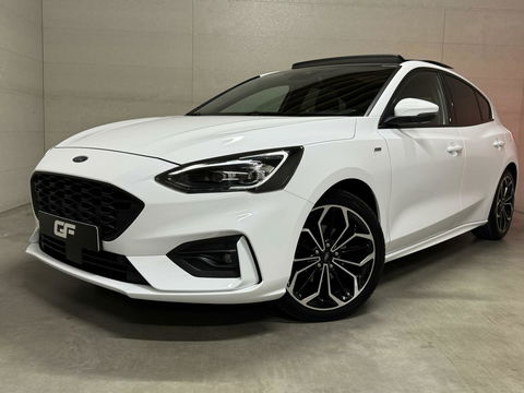 Ford Focus 1.5 EcoBoost ST Line Pano ACC CarPlay Winterpack