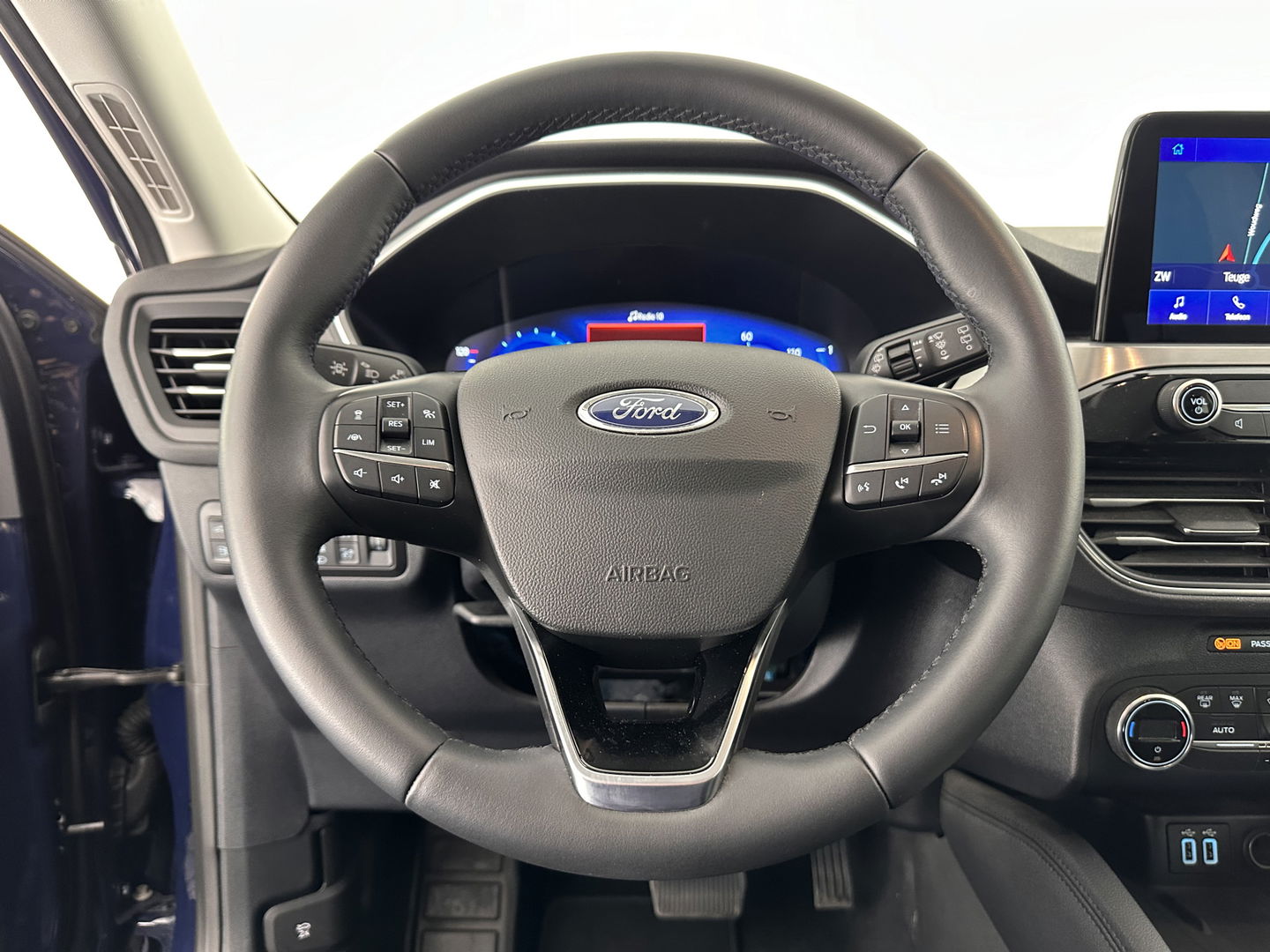 Ford Kuga 2.5 PHEV Titanium X (INCL-BTW) *LEATHER-MICROFIBRE | FULL-LED | DIGI-COCKPIT | ADAPTIVE-CRUISE | BLINDSPOT | PARK-PILOT | CAMERA | NAVI-FULLMAP | HEATED-COMFORT-SEATS | CARPLAY | DAB | LANE-ASSIST | 17"ALU*