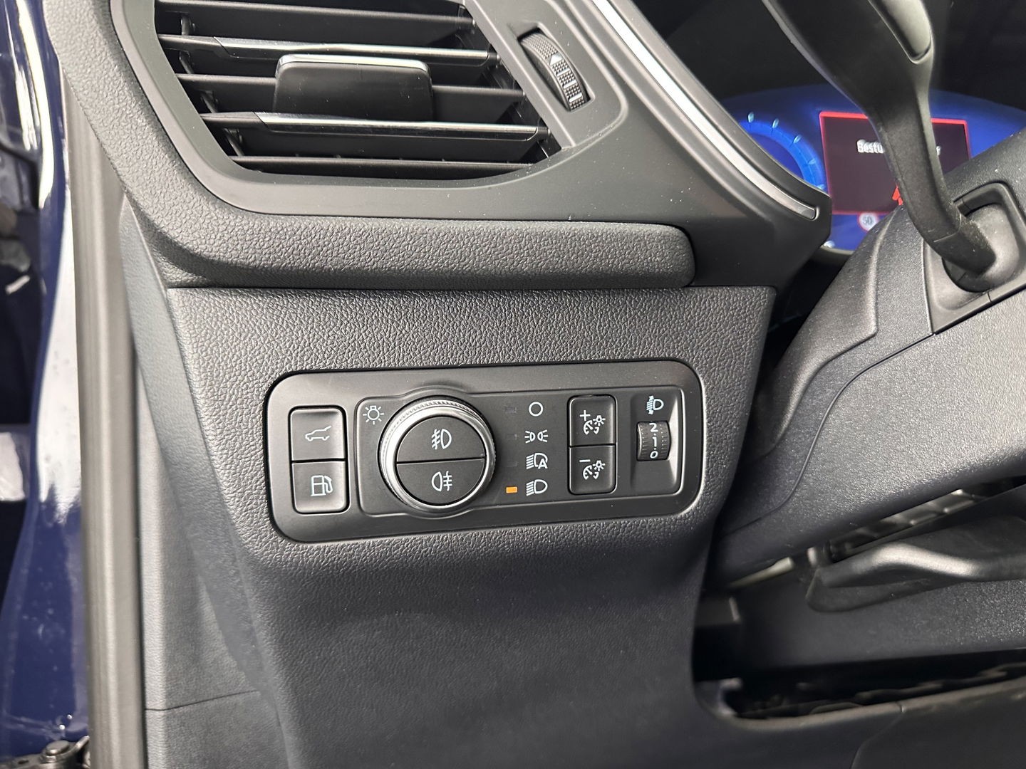 Ford Kuga 2.5 PHEV Titanium X (INCL-BTW) *LEATHER-MICROFIBRE | FULL-LED | DIGI-COCKPIT | ADAPTIVE-CRUISE | BLINDSPOT | PARK-PILOT | CAMERA | NAVI-FULLMAP | HEATED-COMFORT-SEATS | CARPLAY | DAB | LANE-ASSIST | 17"ALU*