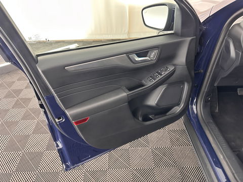 Ford Kuga 2.5 PHEV Titanium X (INCL-BTW) *LEATHER-MICROFIBRE | FULL-LED | DIGI-COCKPIT | ADAPTIVE-CRUISE | BLINDSPOT | PARK-PILOT | CAMERA | NAVI-FULLMAP | HEATED-COMFORT-SEATS | CARPLAY | DAB | LANE-ASSIST | 17"ALU*