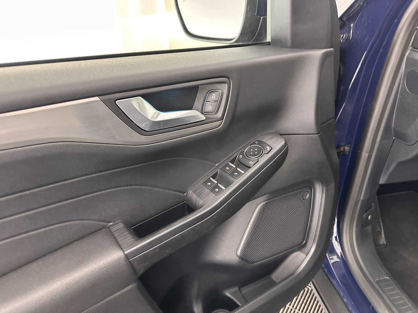 Ford Kuga 2.5 PHEV Titanium X (INCL-BTW) *LEATHER-MICROFIBRE | FULL-LED | DIGI-COCKPIT | ADAPTIVE-CRUISE | BLINDSPOT | PARK-PILOT | CAMERA | NAVI-FULLMAP | HEATED-COMFORT-SEATS | CARPLAY | DAB | LANE-ASSIST | 17"ALU*