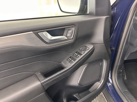 Ford Kuga 2.5 PHEV Titanium X (INCL-BTW) *LEATHER-MICROFIBRE | FULL-LED | DIGI-COCKPIT | ADAPTIVE-CRUISE | BLINDSPOT | PARK-PILOT | CAMERA | NAVI-FULLMAP | HEATED-COMFORT-SEATS | CARPLAY | DAB | LANE-ASSIST | 17"ALU*