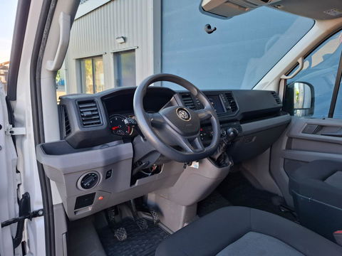 Volkswagen Crafter 35 2.0 TDI L3H3 Highline AIRCO / CRUISE CONTROLE / NAVI / CAMERA / TREKHAAK / CARPLAY