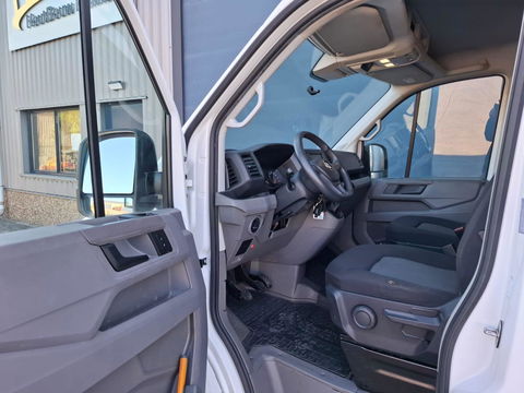 Volkswagen Crafter 35 2.0 TDI L3H3 Highline AIRCO / CRUISE CONTROLE / NAVI / CAMERA / TREKHAAK / CARPLAY