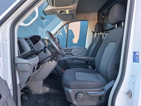 Volkswagen Crafter 35 2.0 TDI L3H3 Highline AIRCO / CRUISE CONTROLE / NAVI / CAMERA / TREKHAAK / CARPLAY