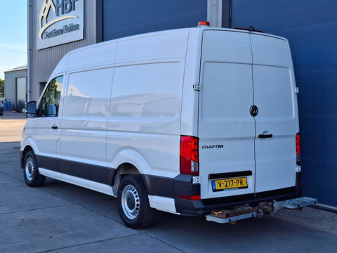 Volkswagen Crafter 35 2.0 TDI L3H3 Highline AIRCO / CRUISE CONTROLE / NAVI / CAMERA / TREKHAAK / CARPLAY
