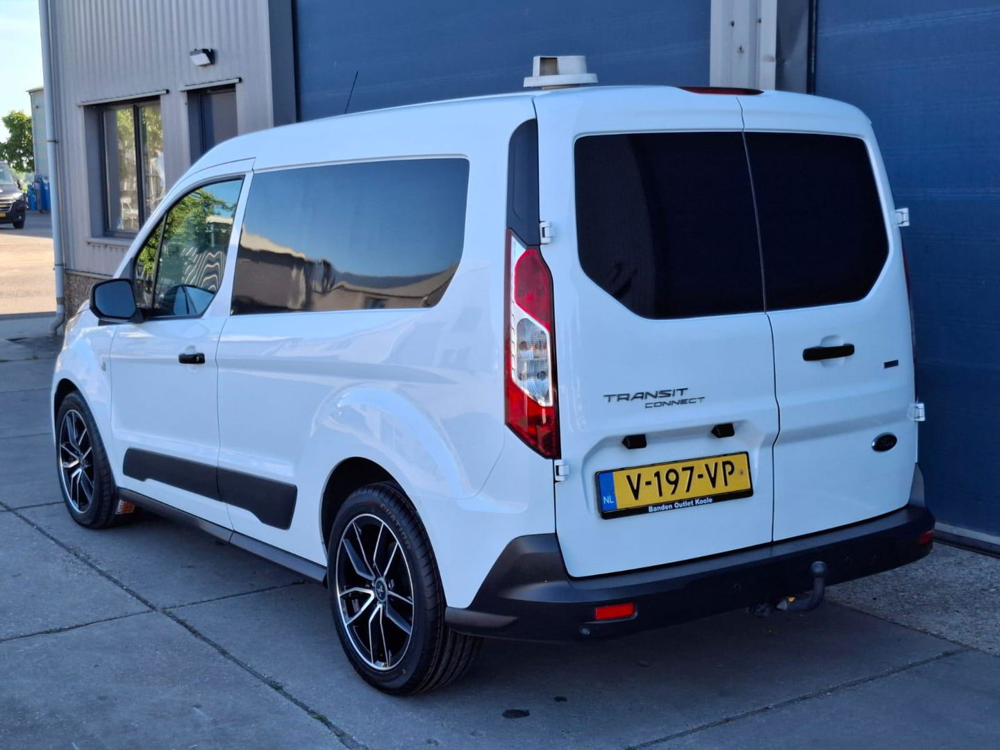Ford Transit Connect 1.5 EcoBlue L1 Trend AIRCO / CRUISE CONTROLE / TREKHAAK / EURO 6