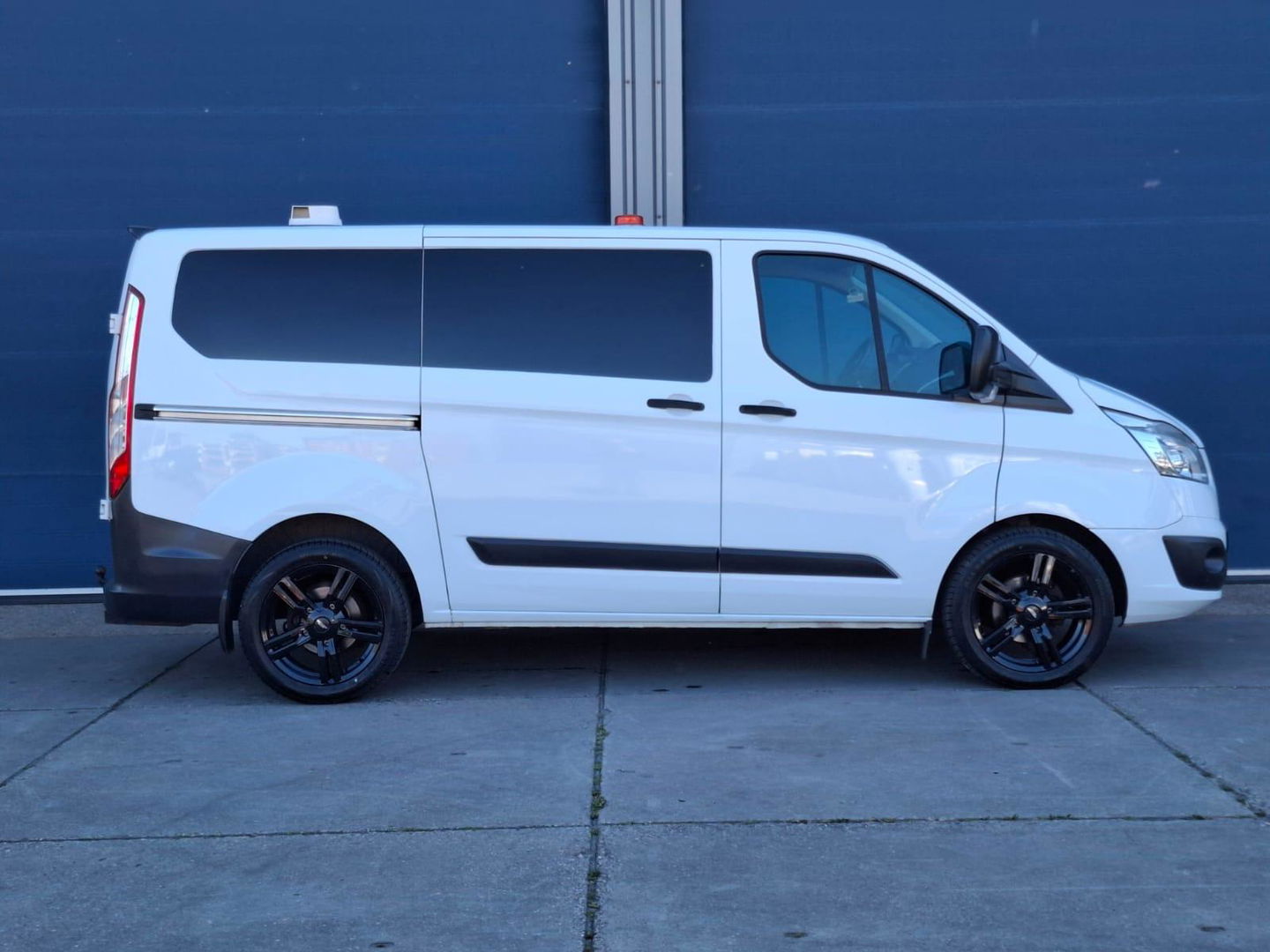 Ford Transit Custom 290 2.0 TDCI L1H1 Trend AIRCO / CRUISE CONTROLE / TREKHAAK / EURO 6