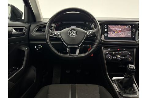 Volkswagen T-Roc 1.0 TSI Style Pano LED Carplay Clima Adaptive Cruise Navigatie PDC 18''LMV