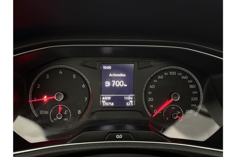 Volkswagen T-Roc 1.0 TSI Style Pano LED Carplay Clima Adaptive Cruise Navigatie PDC 18''LMV