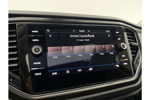 Volkswagen T-Roc 1.0 TSI Style Pano LED Carplay Clima Adaptive Cruise Navigatie PDC 18''LMV