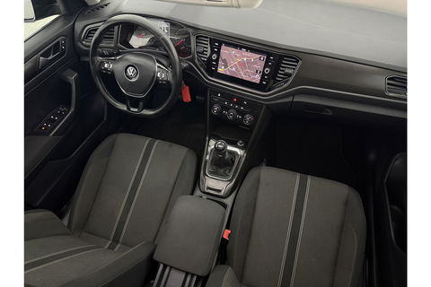 Volkswagen T-Roc 1.0 TSI Style Pano LED Carplay Clima Adaptive Cruise Navigatie PDC 18''LMV