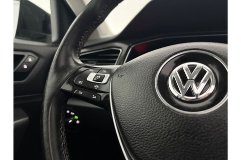 Volkswagen T-Roc 1.0 TSI Style Pano LED Carplay Clima Adaptive Cruise Navigatie PDC 18''LMV