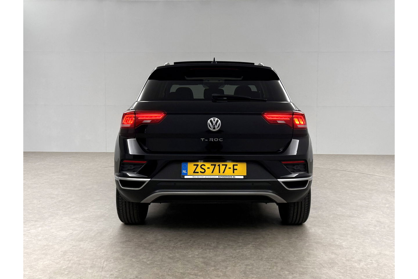 Volkswagen T-Roc 1.0 TSI Style Pano LED Carplay Clima Adaptive Cruise Navigatie PDC 18''LMV