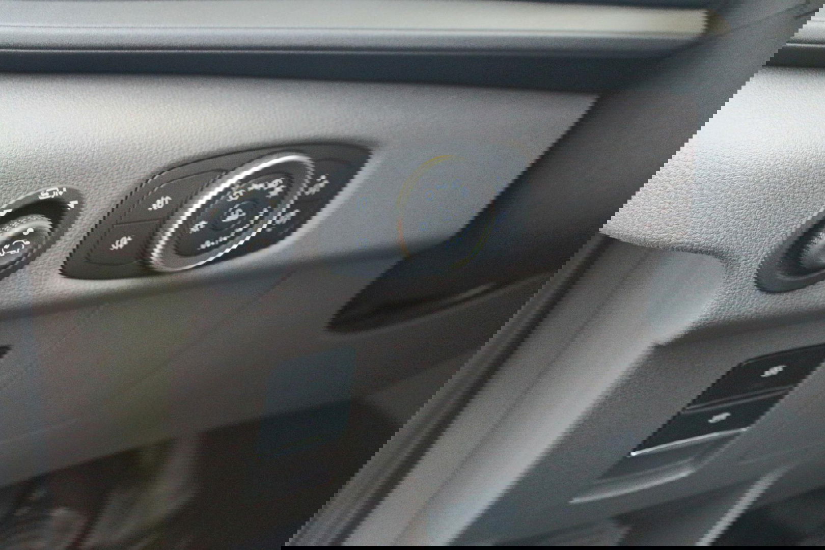 Ford E-Transit 350 L2H2 Trend 68 kWh