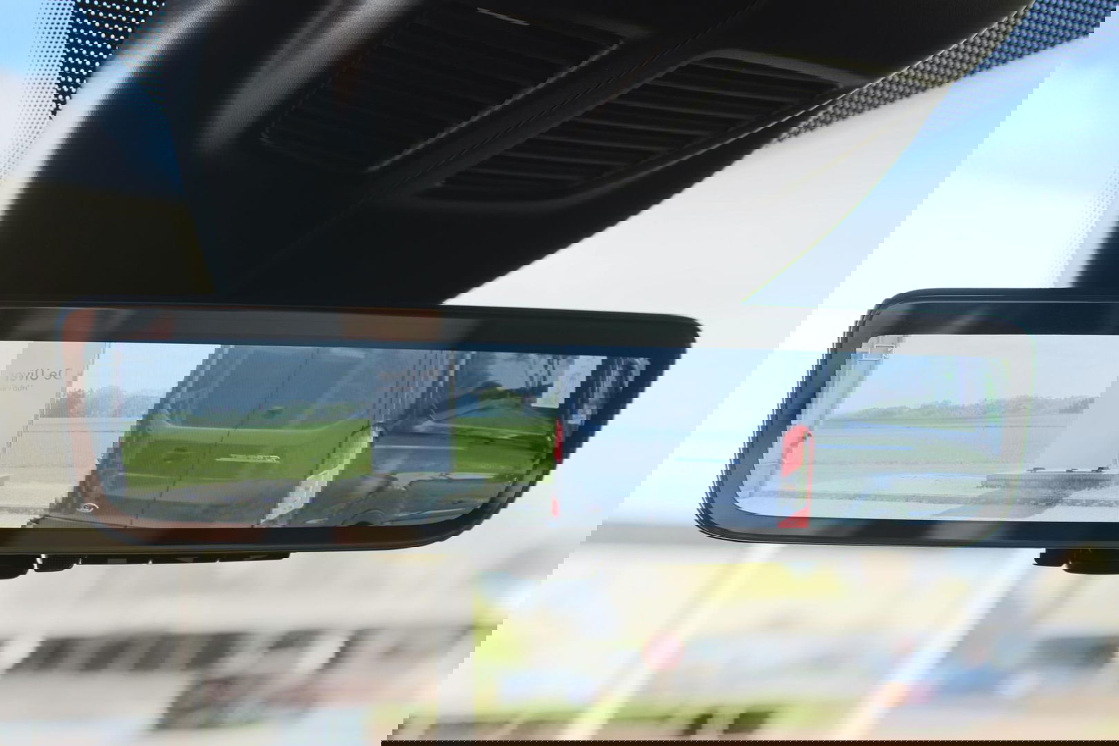 Ford E-Transit 350 L2H2 Trend 68 kWh Pro Power on board, Navigatie, Adaptieve Cruise, 360 camera