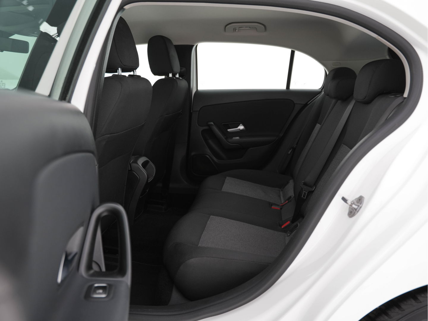 Mercedes-Benz A-Klasse 160 D *FULL-LED | WIDE-SCREEN-DIGI-COCKPIT | NAVI-FULLMAP | CAMERA | COMFORT-SEATS | ECC | PDC | CRUISE*