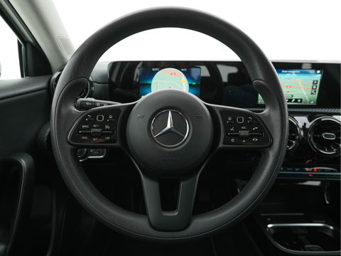 Mercedes-Benz A-Klasse 160 D *FULL-LED | WIDE-SCREEN-DIGI-COCKPIT | NAVI-FULLMAP | CAMERA | COMFORT-SEATS | ECC | PDC | CRUISE*