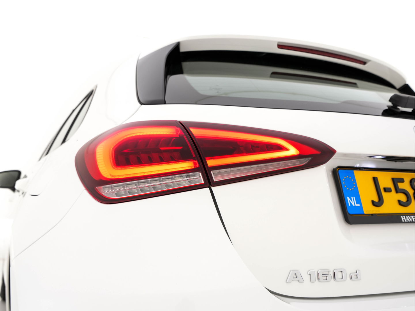 Mercedes-Benz A-Klasse 160 D *FULL-LED | WIDE-SCREEN-DIGI-COCKPIT | NAVI-FULLMAP | CAMERA | COMFORT-SEATS | ECC | PDC | CRUISE*