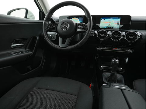 Mercedes-Benz A-Klasse 160 D *FULL-LED | WIDE-SCREEN-DIGI-COCKPIT | NAVI-FULLMAP | CAMERA | COMFORT-SEATS | ECC | PDC | CRUISE*