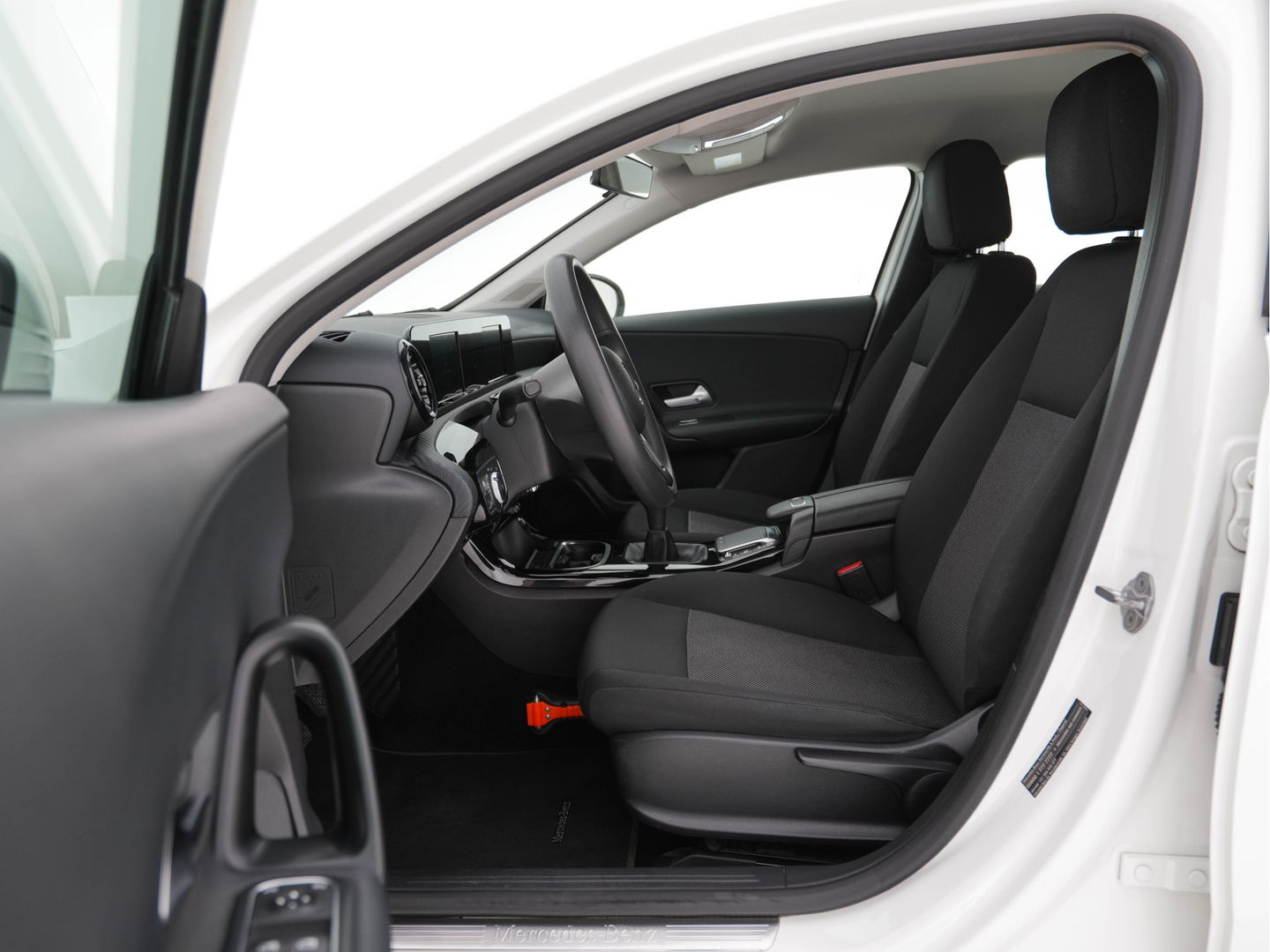 Mercedes-Benz A-Klasse 160 D *FULL-LED | WIDE-SCREEN-DIGI-COCKPIT | NAVI-FULLMAP | CAMERA | COMFORT-SEATS | ECC | PDC | CRUISE*
