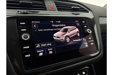 Volkswagen Tiguan 1.5 TSI 150PK ACT R-Line | Black Style Pakket | Pano LED Trekhaak ACC Virtual Camera Clima Navi PDC 18''LMV