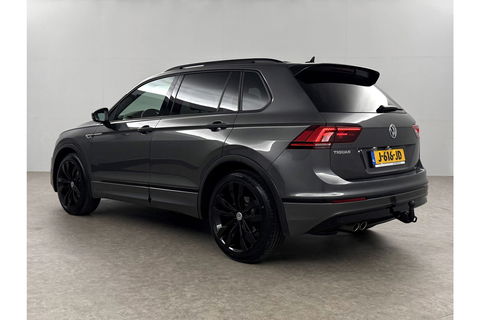 Volkswagen Tiguan 1.5 TSI 150PK ACT R-Line | Black Style Pakket | Pano LED Trekhaak ACC Virtual Camera Clima Navi PDC 18''LMV