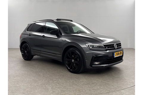 Volkswagen Tiguan 1.5 TSI 150PK ACT R-Line | Black Style Pakket | Pano LED Trekhaak ACC Virtual Camera Clima Navi PDC 18''LMV