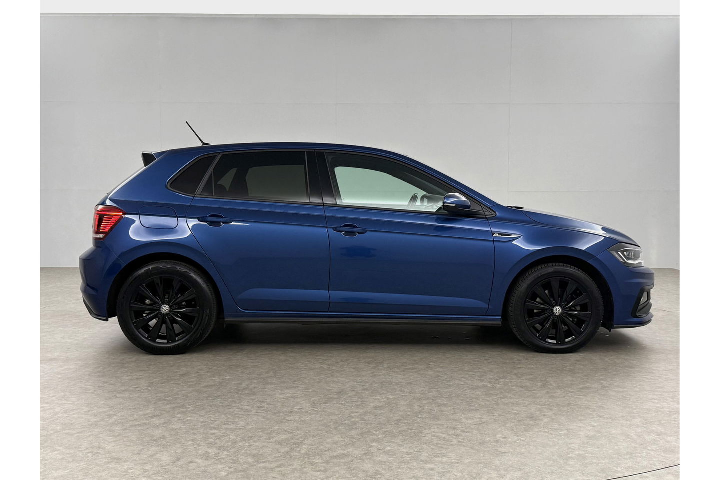 Volkswagen Polo 1.5 TSI R-line DSG 150PK Carplay Virtual LED Clima Adapive-Cruise Navi PDC  16"LMV