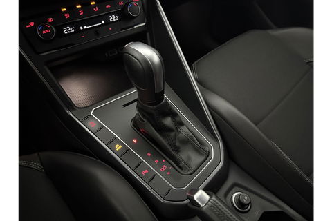 Volkswagen Polo 1.5 TSI R-line DSG 150PK Carplay Virtual LED Clima Adapive-Cruise Navi PDC  16"LMV