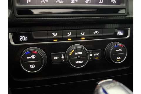 Volkswagen Golf 1.4 TSI GTE 225PK Hybride DSG Pano LED Trekhaak Clima Cruise Navi 18"LMV