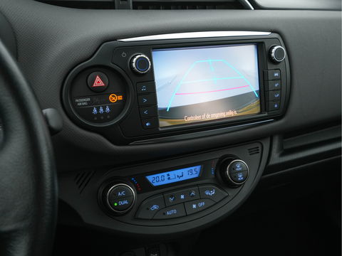 Toyota Yaris 1.5 Hybrid Aspiration Aut. *ECC | HEATED-SEATS | CAMERA | COMFORT-SEATS*